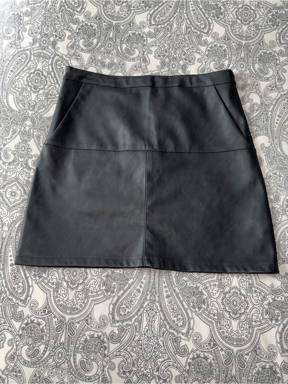 Shinestar Black Faux Leather A-Line Mini Skirt with Pockets